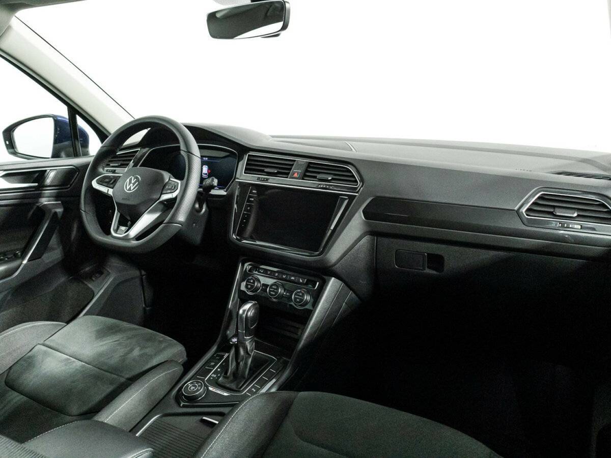 Volkswagen Tiguan, 2018 Фото №9