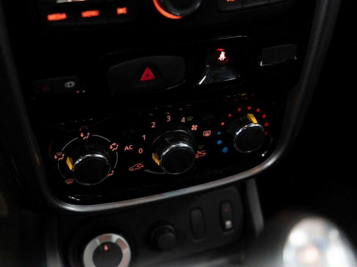 Renault Duster, 2013 Фото №11