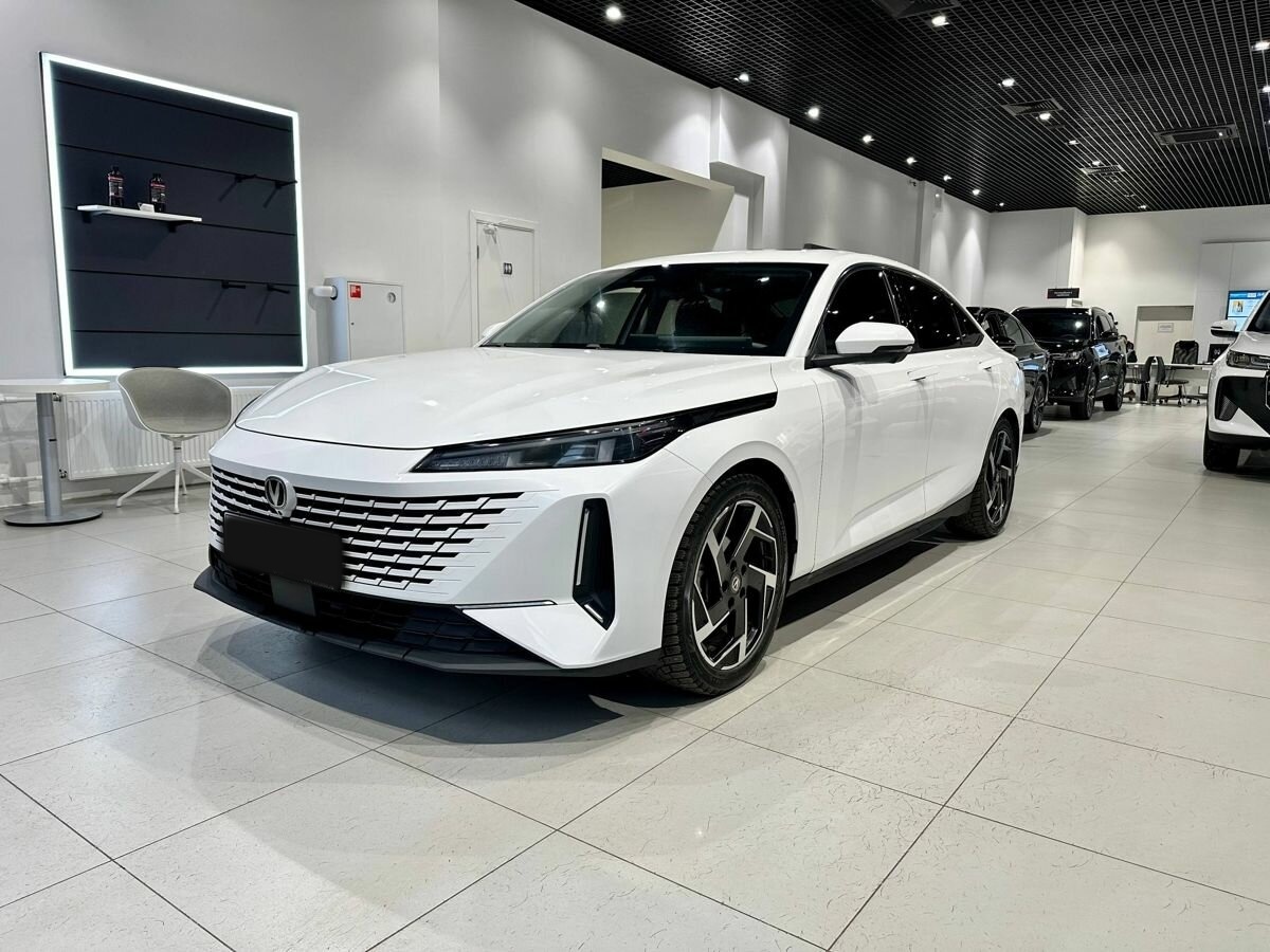 Changan Lamore, 2023 Фото №1