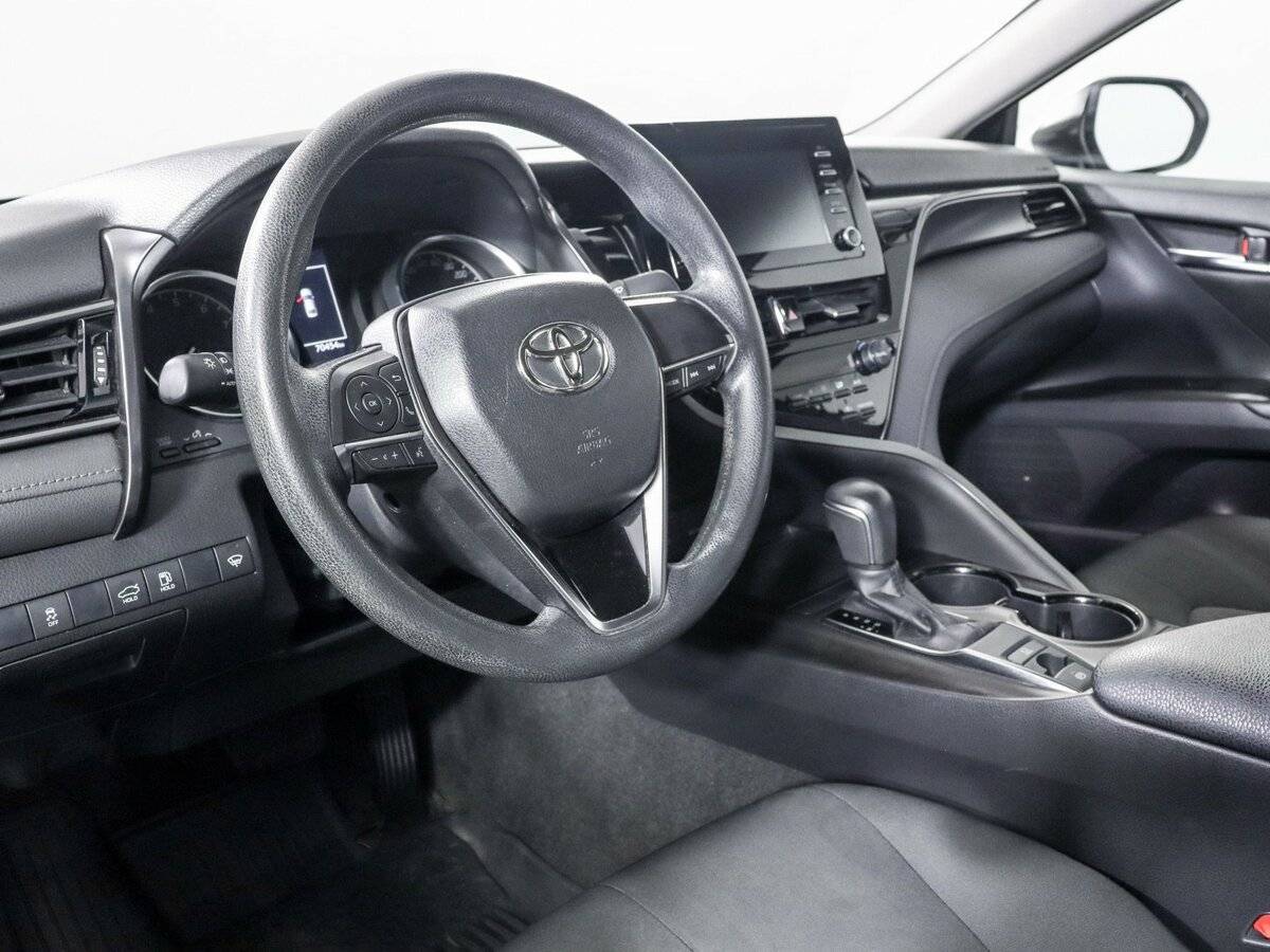 Toyota Camry, 2021 Фото №11