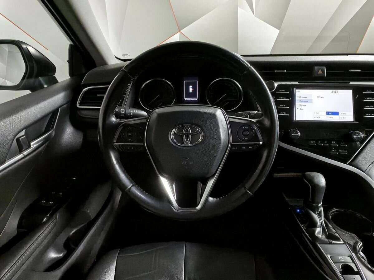 Toyota Camry, 2019 Фото №15