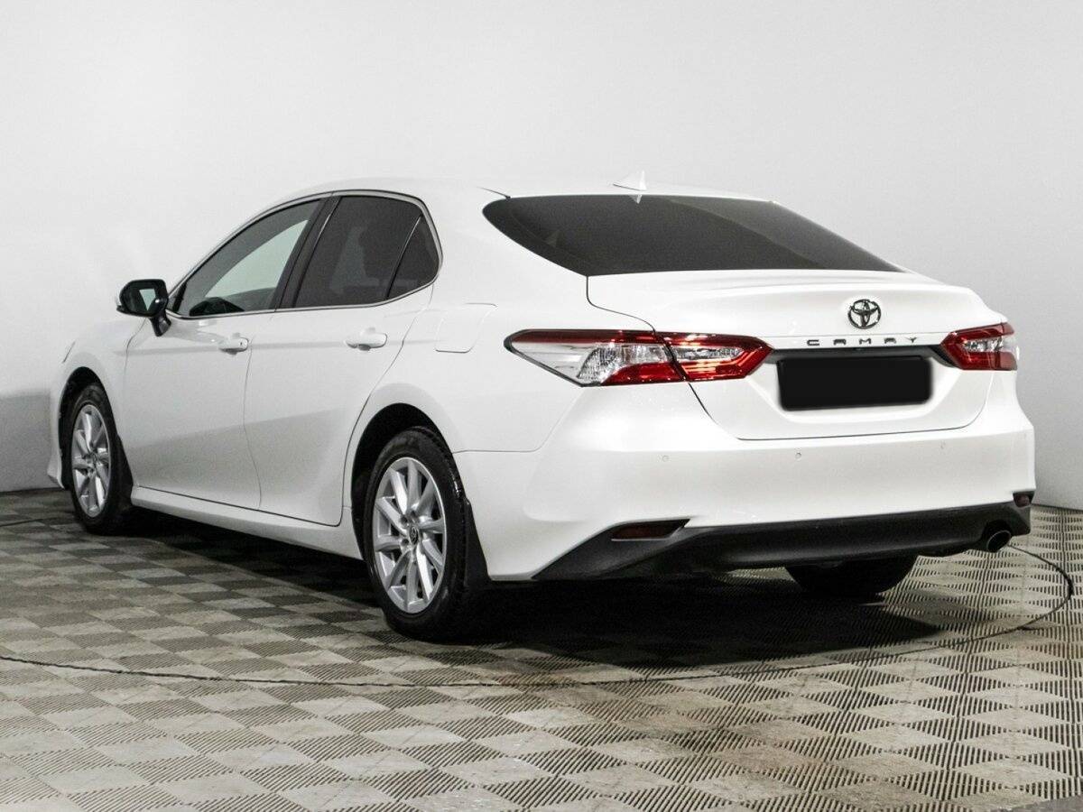 Toyota Camry, 2021 Фото №7