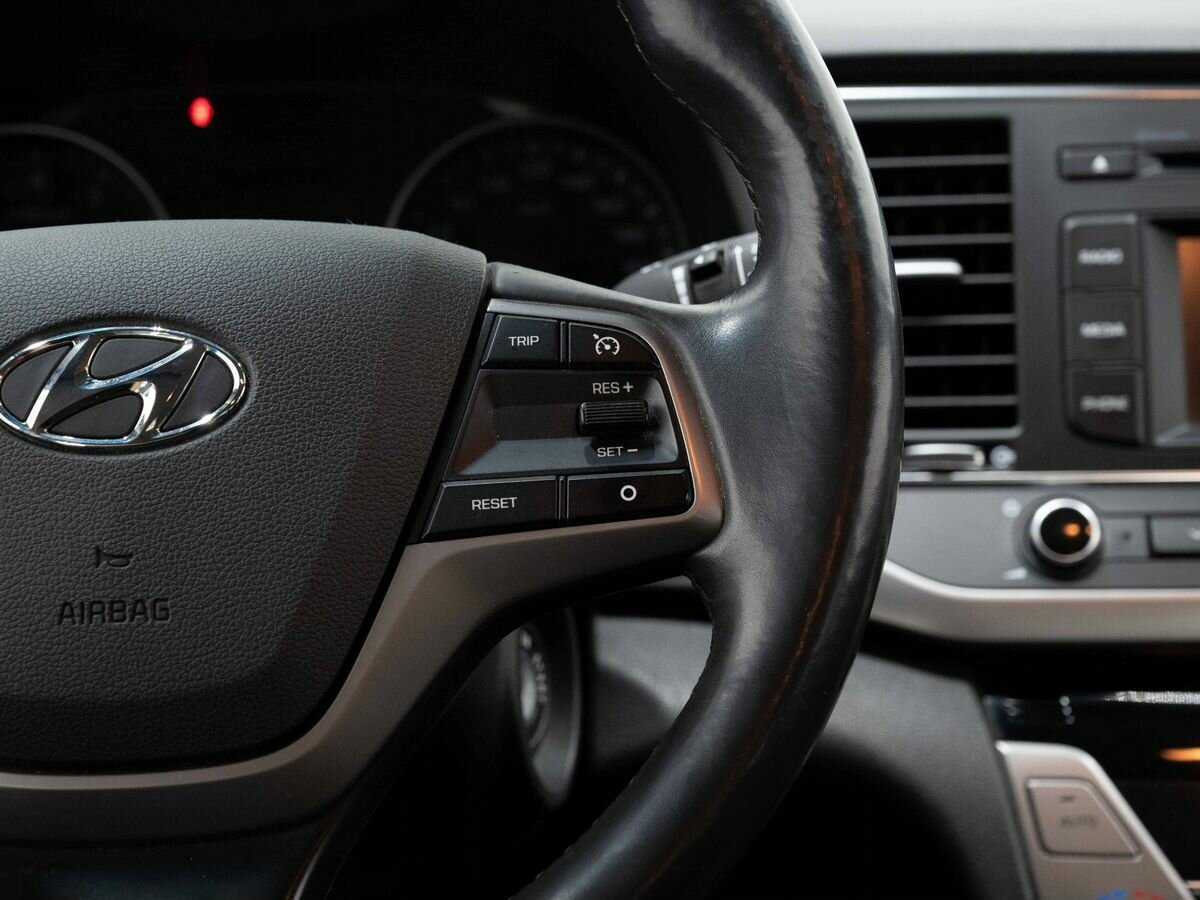 Hyundai Elantra, 2017 Фото №12