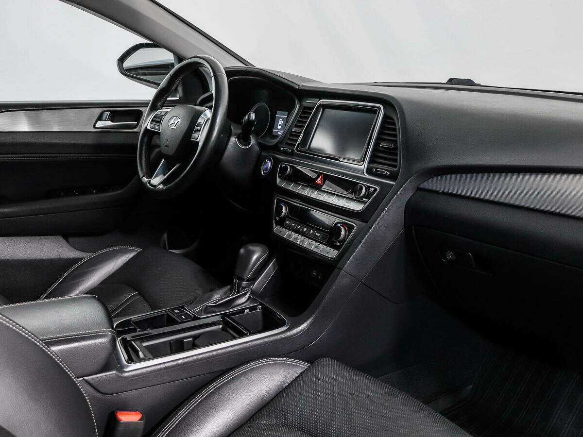 Hyundai Sonata, 2019 Фото №13
