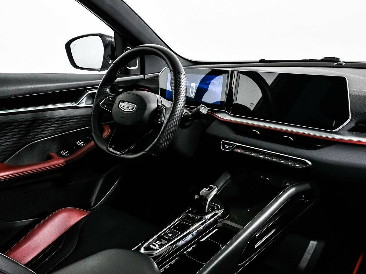 Geely Coolray, 2023 Фото №9