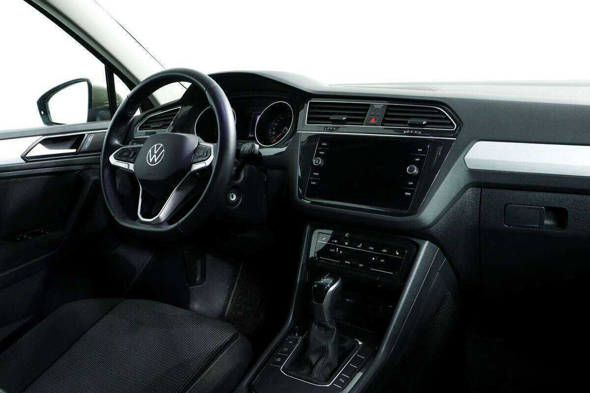 Volkswagen Tiguan, 2021 Фото №9