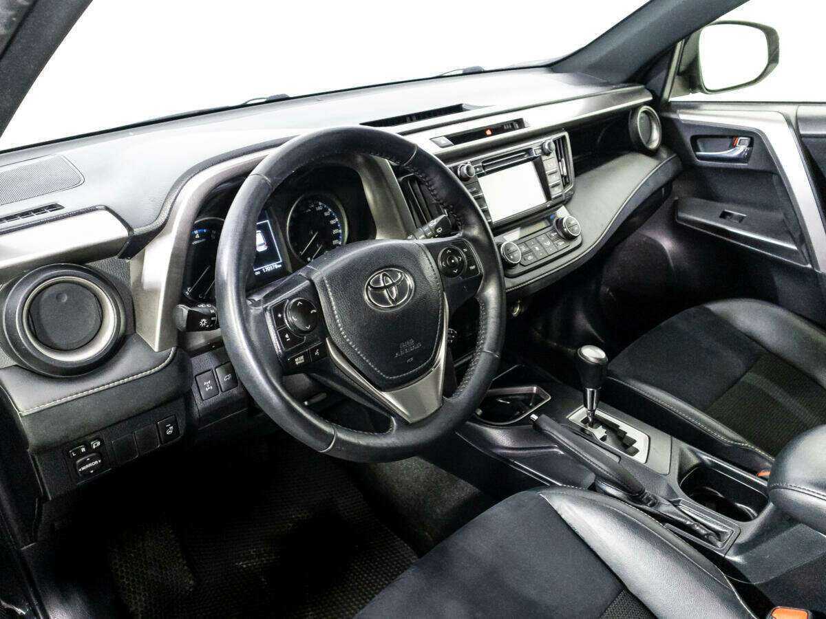 Toyota RAV4, 2016 Фото №11