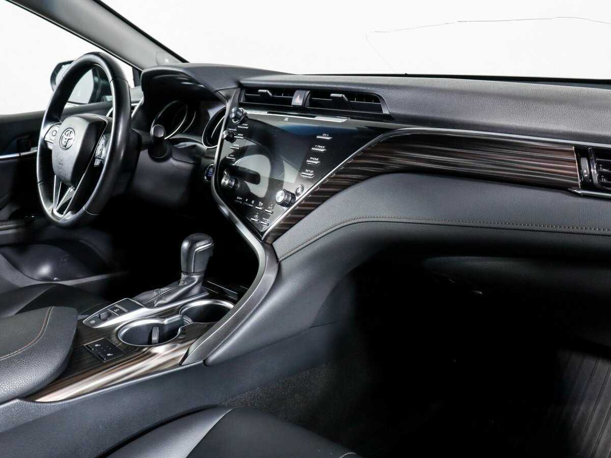 Toyota Camry, 2018 Фото №6