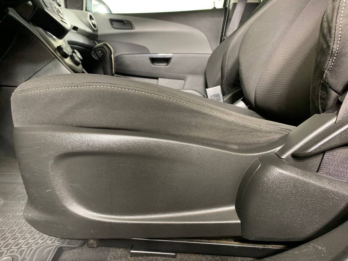 Chevrolet Aveo, 2014 Фото №16