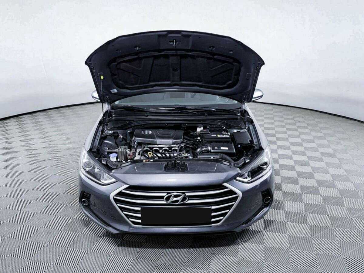 Hyundai Elantra, 2018 Фото №9