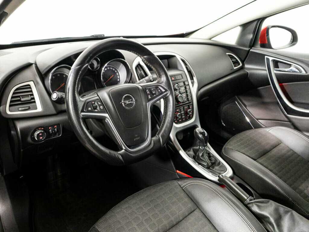 Opel Astra GTC, 2012 Фото №11