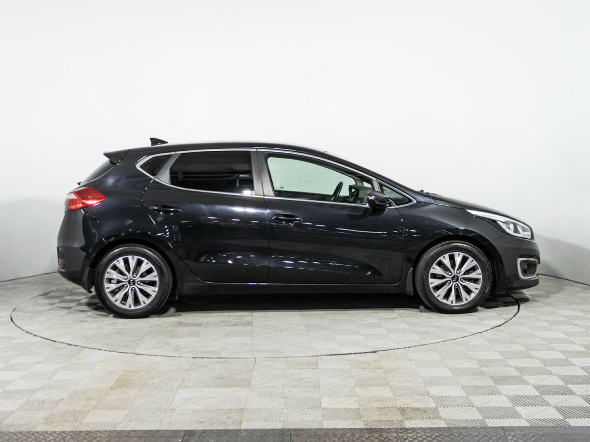 Kia Ceed II Рестайлинг, 2017 Фото №4