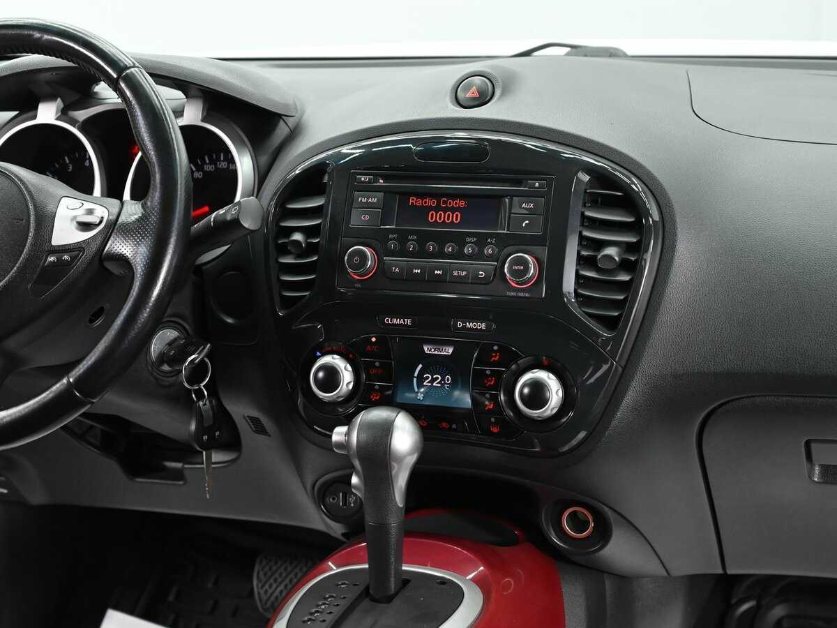 Nissan Juke, 2012 Фото №13