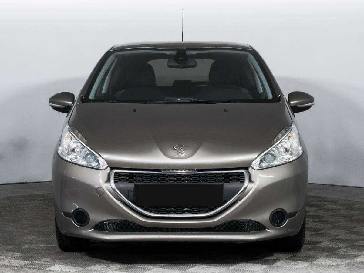 Peugeot 208, 2013 Фото №2