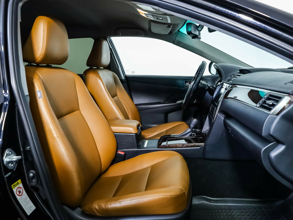 Toyota Camry VII (XV50) Рестайлинг, 2016 Фото №20