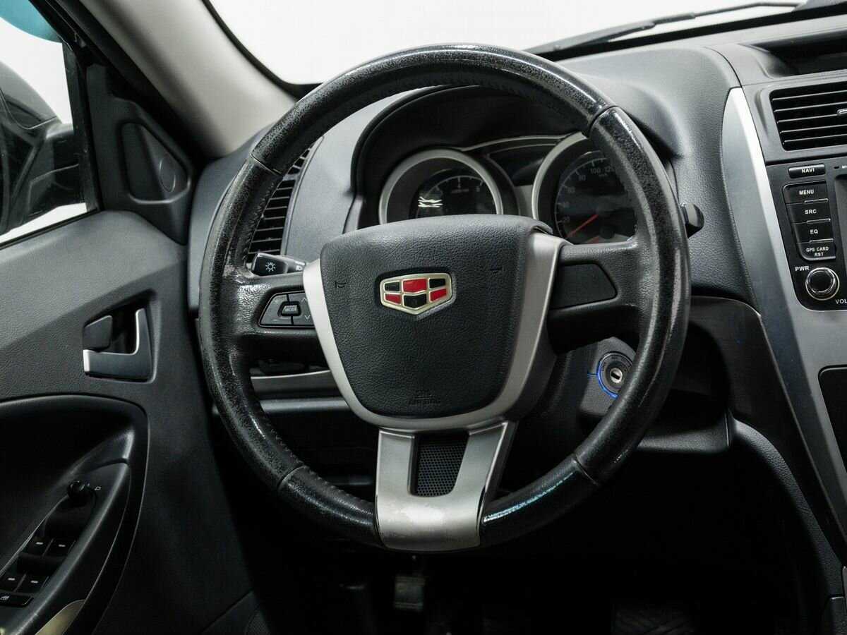 Geely Emgrand X7, 2015 Фото №11