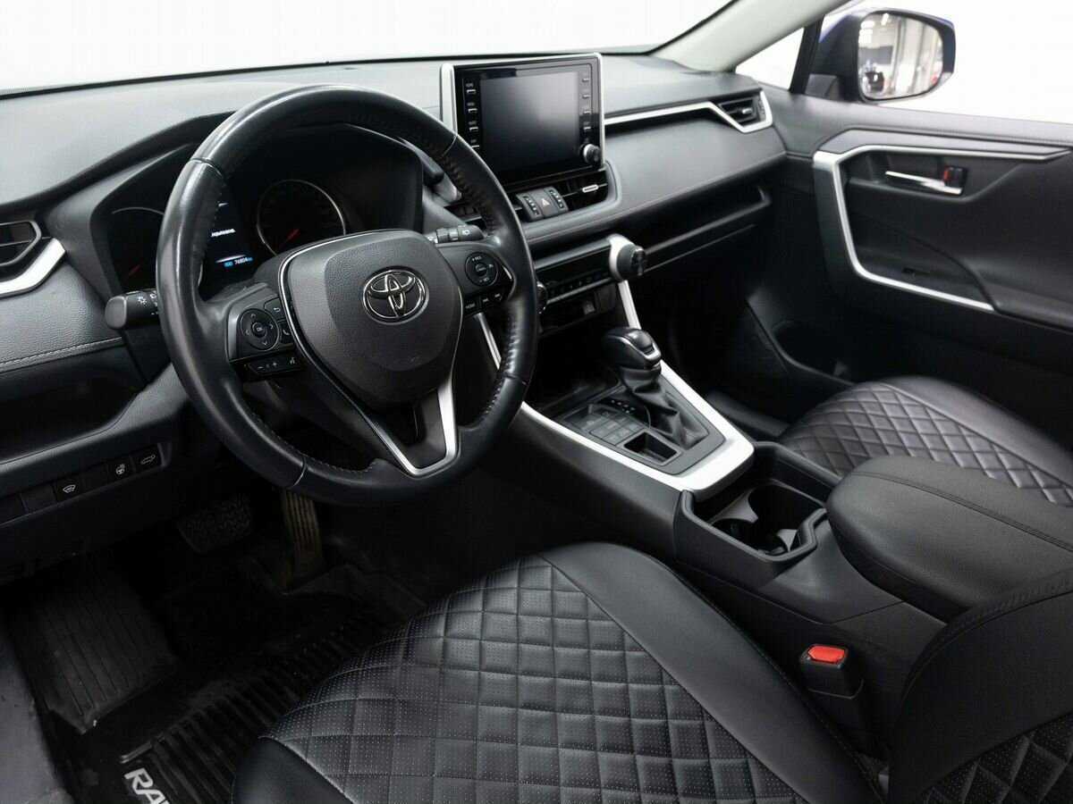 Toyota RAV4, 2021 Фото №8