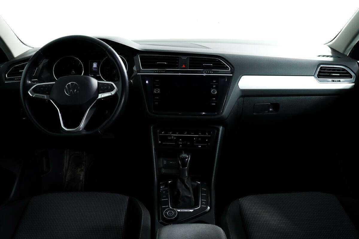 Volkswagen Tiguan, 2021 Фото №11