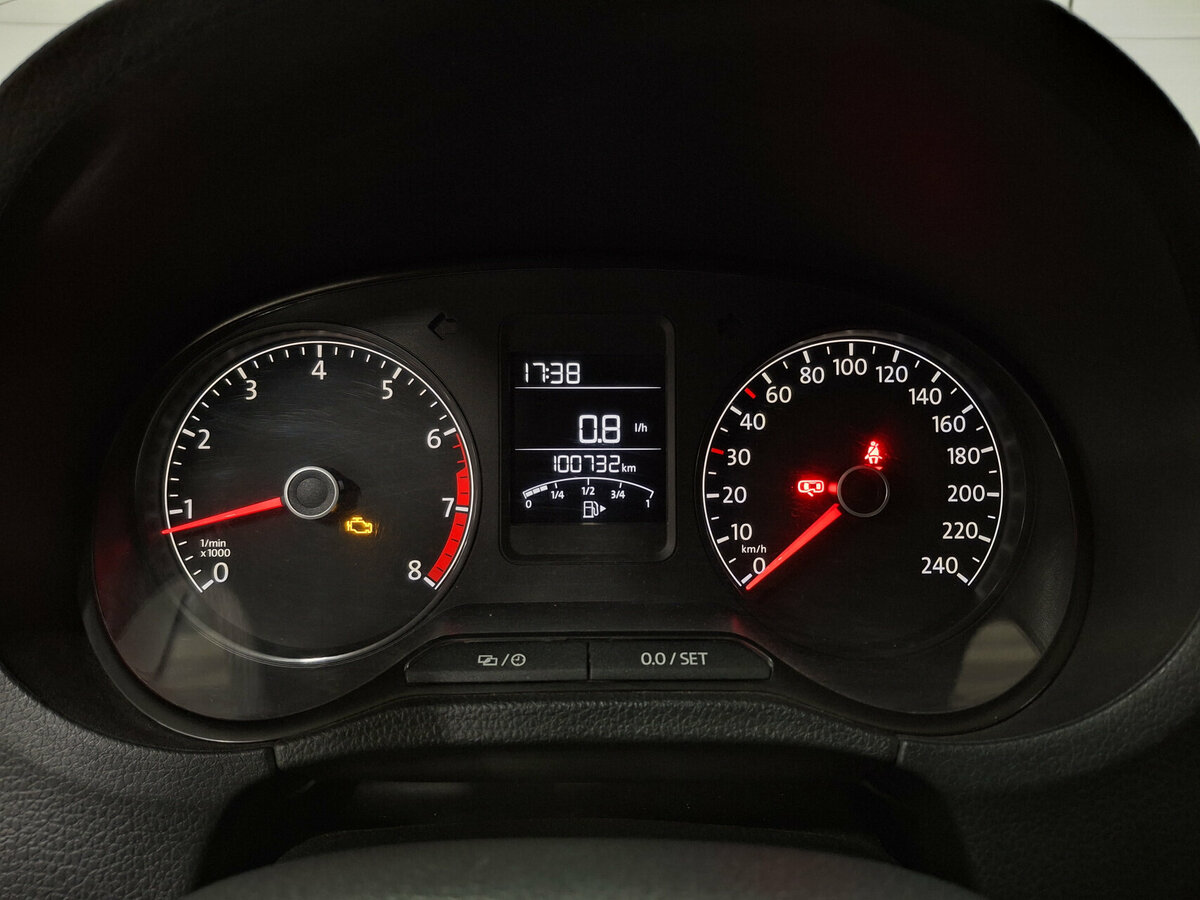 Volkswagen Polo V Рестайлинг, 2017 Фото №13