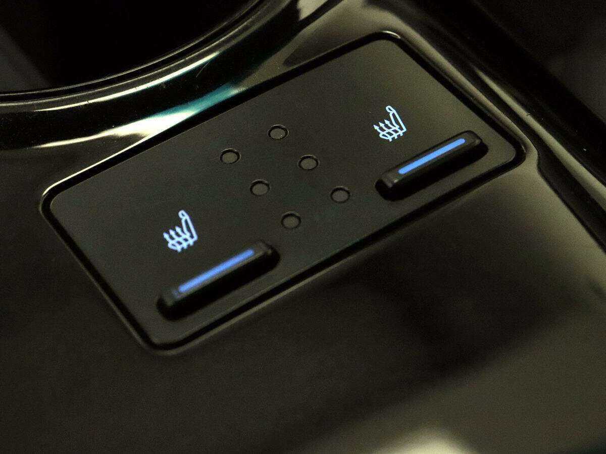 Toyota Camry, 2019 Фото №16