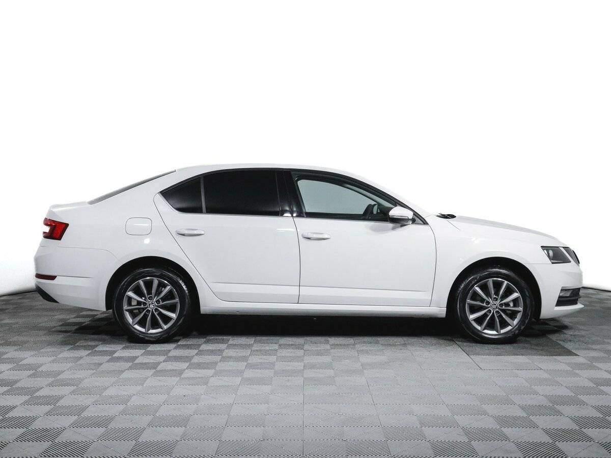 Skoda Octavia, 2023 Фото №4