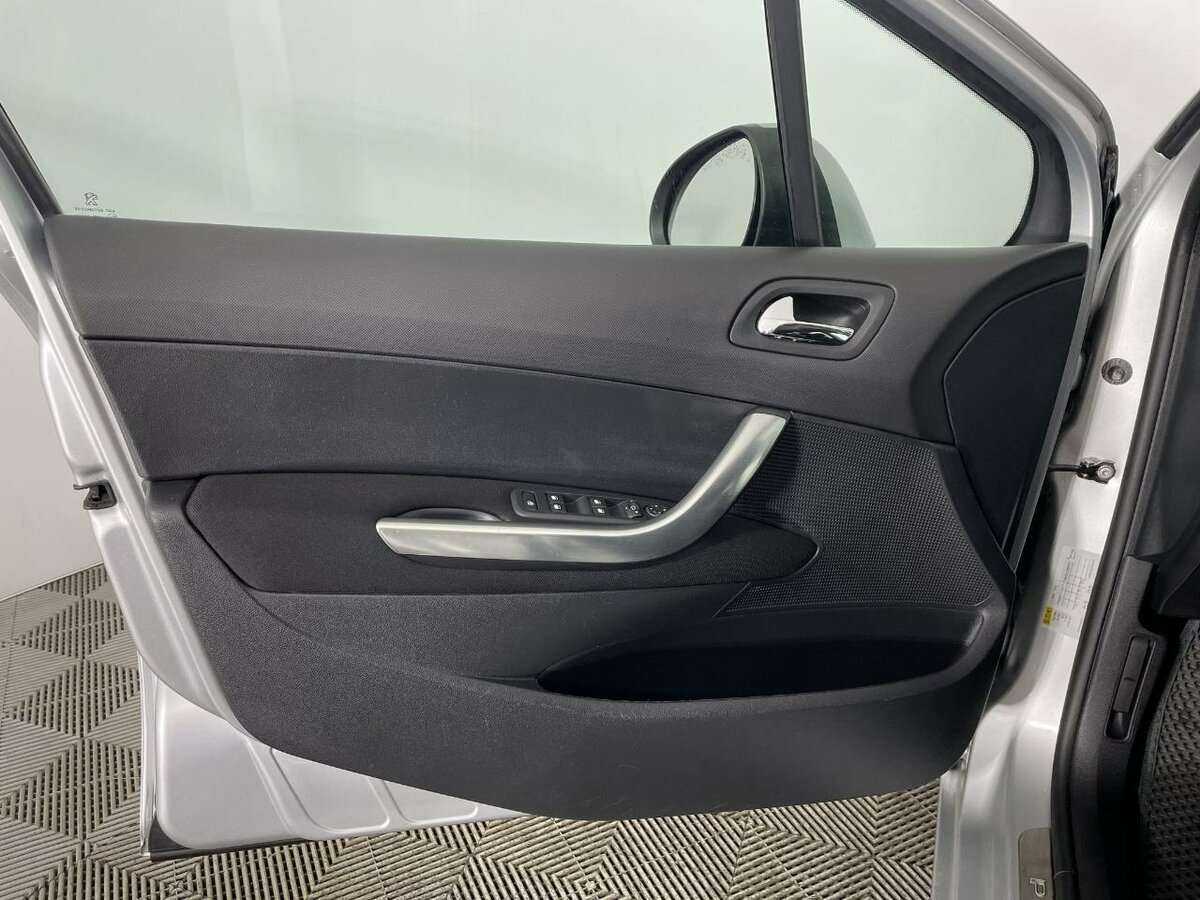 Peugeot 408, 2016 Фото №8