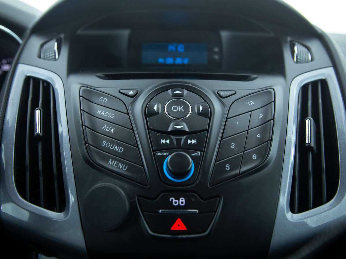 Ford Focus, 2012 Фото №10