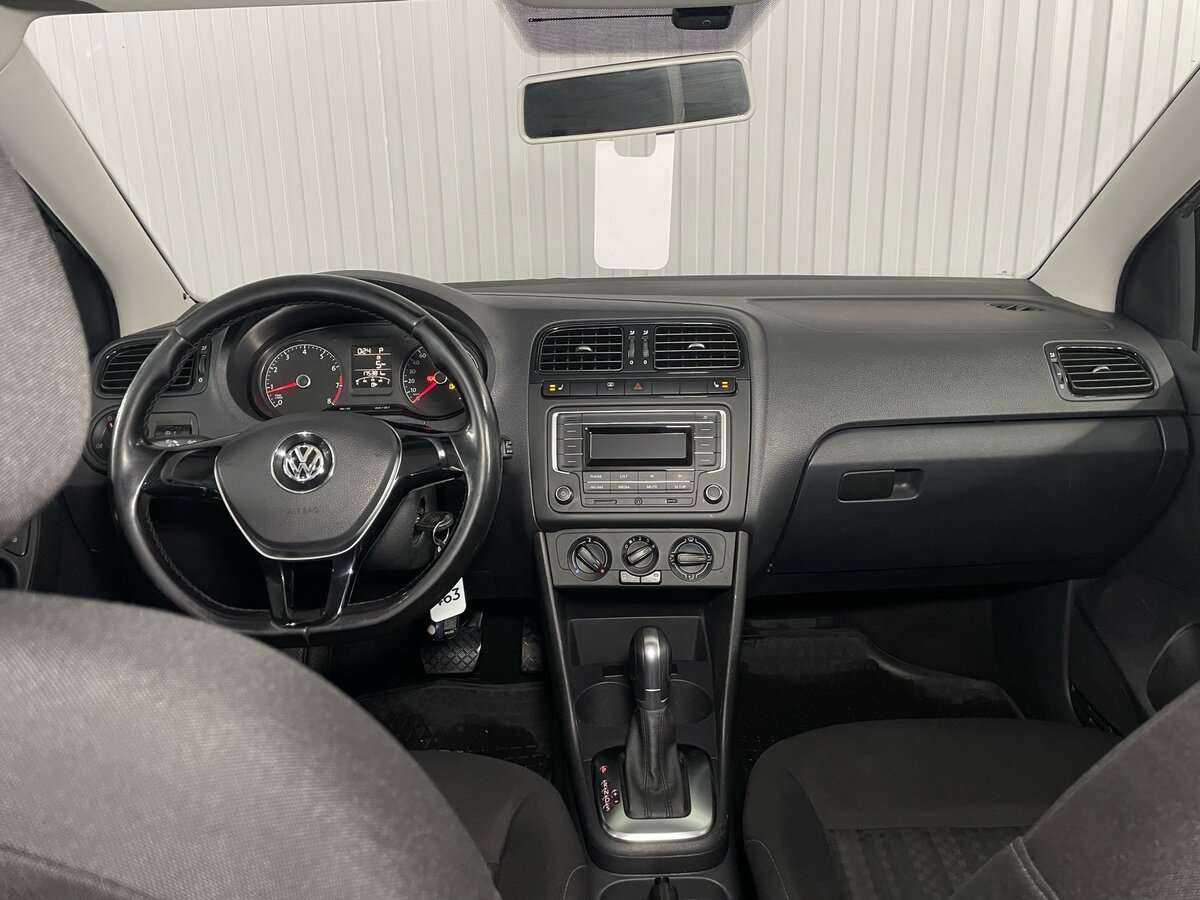 Volkswagen Polo, 2016 Фото №9