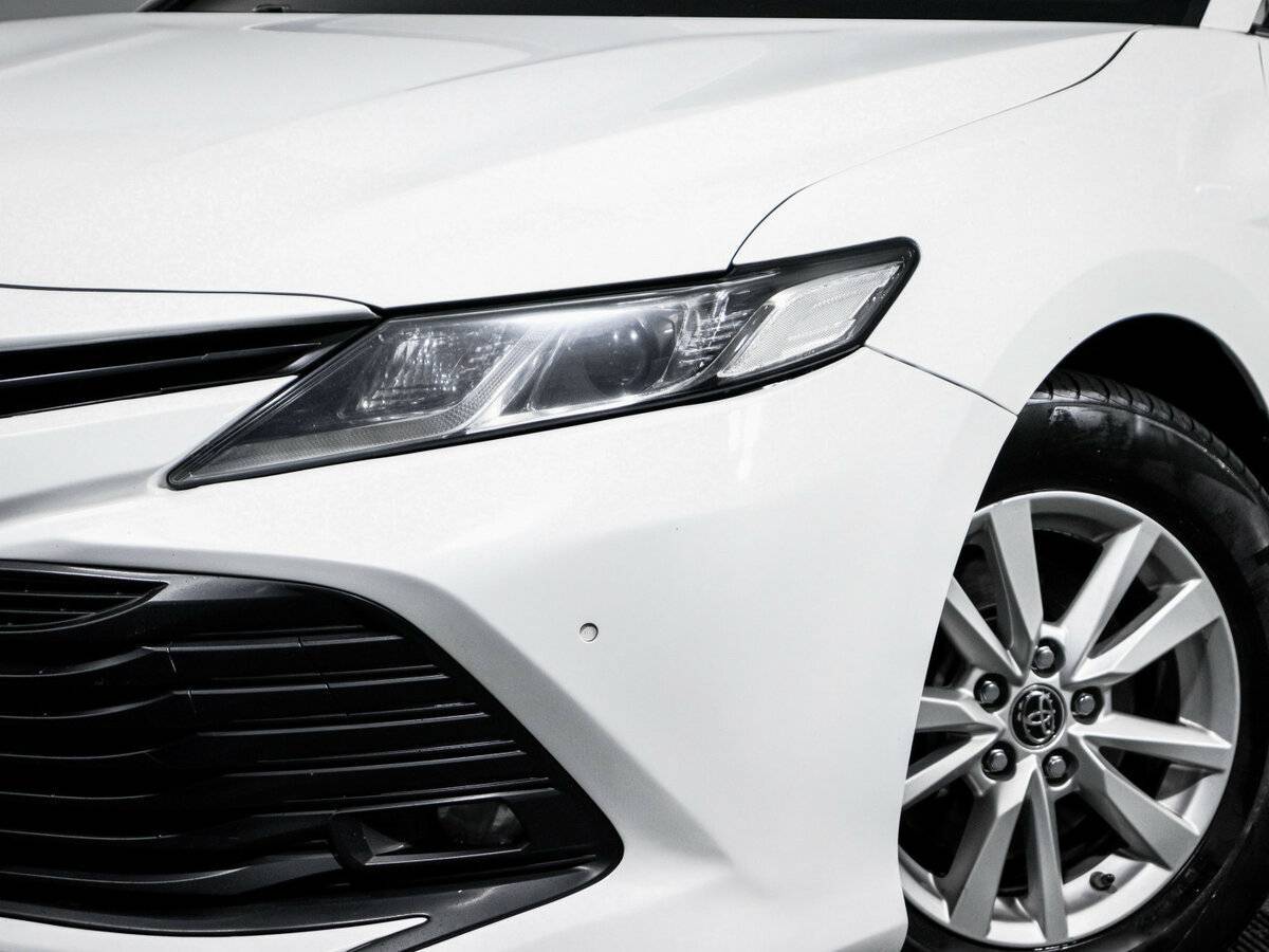 Toyota Camry, 2018 Фото №16
