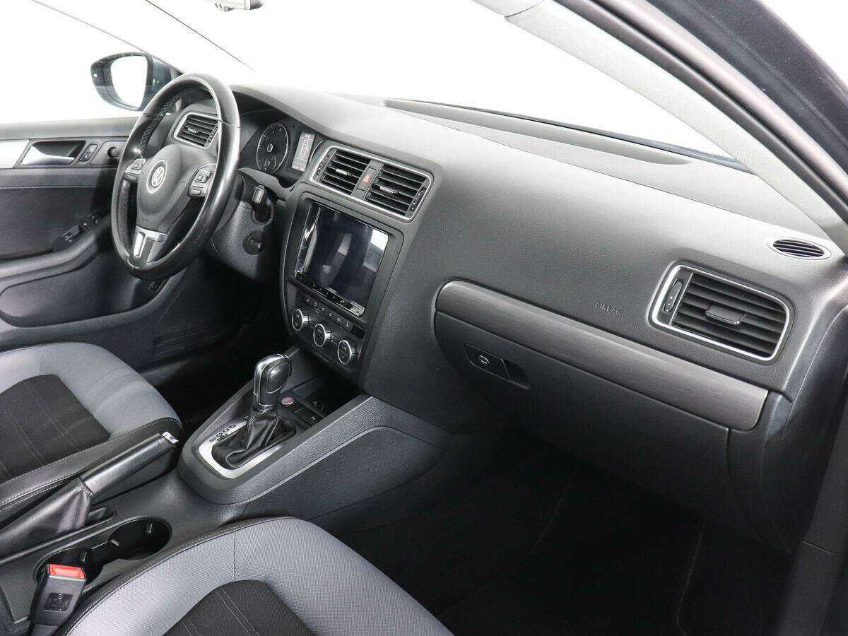 Volkswagen Jetta, 2013 Фото №9