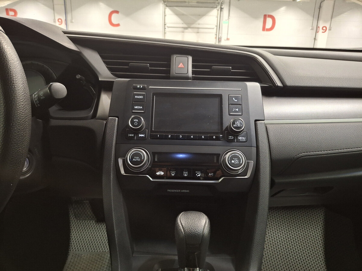 Honda Civic X, 2016 Фото №15