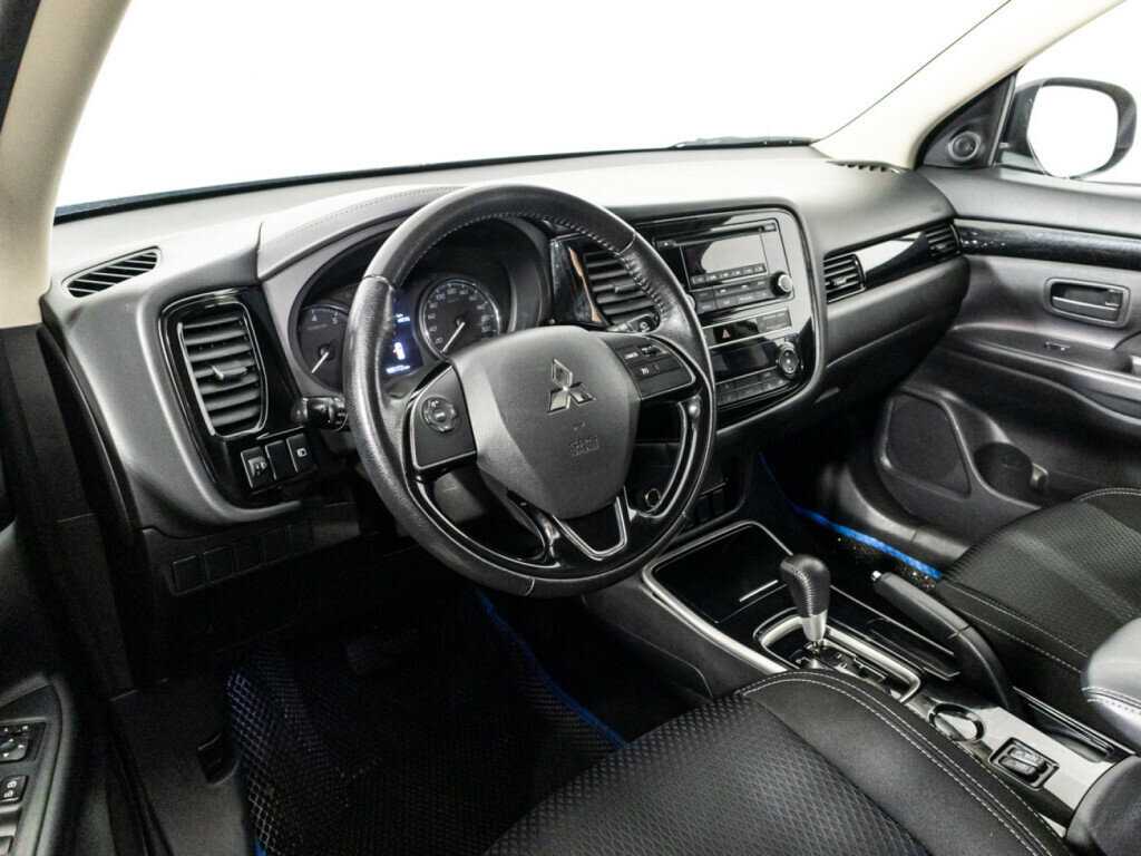 Mitsubishi Outlander, 2019 Фото №11