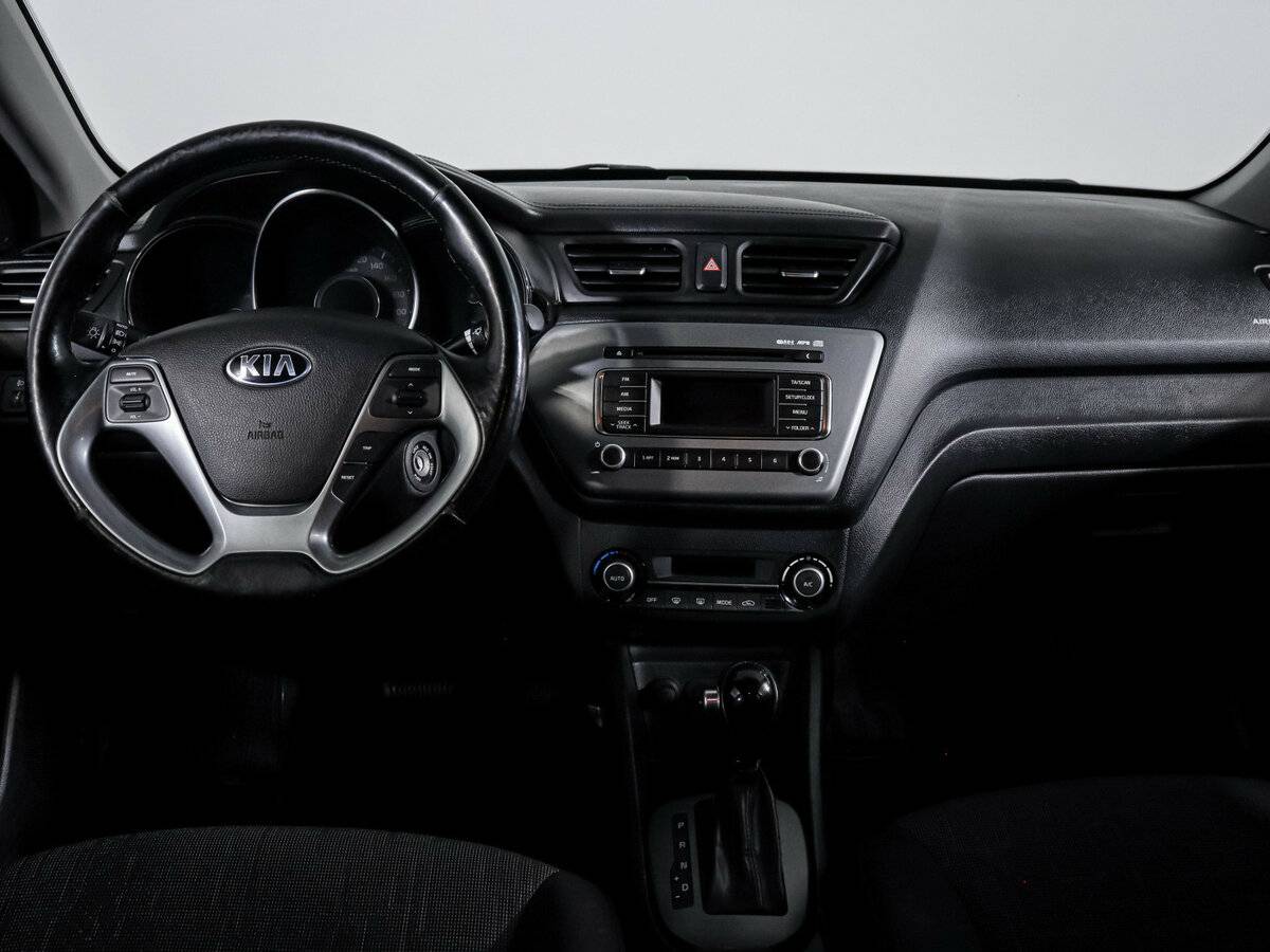 Kia Rio III Рестайлинг, 2015 Фото №10