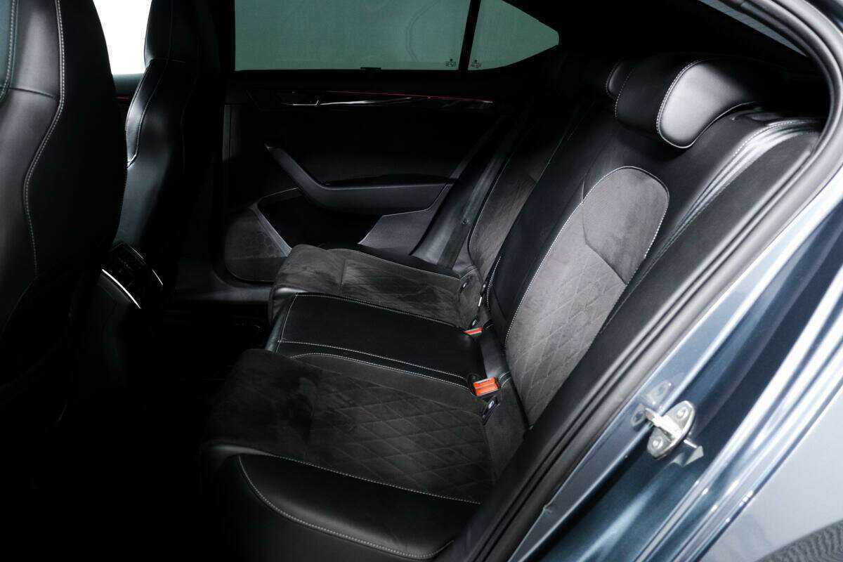 Skoda Superb, 2017 Фото №12