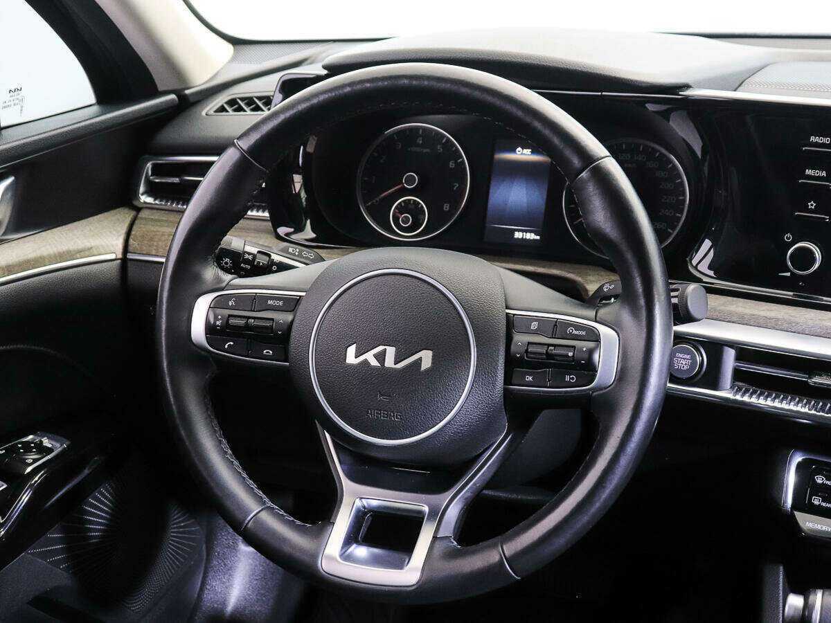 Kia K5, 2022 Фото №15