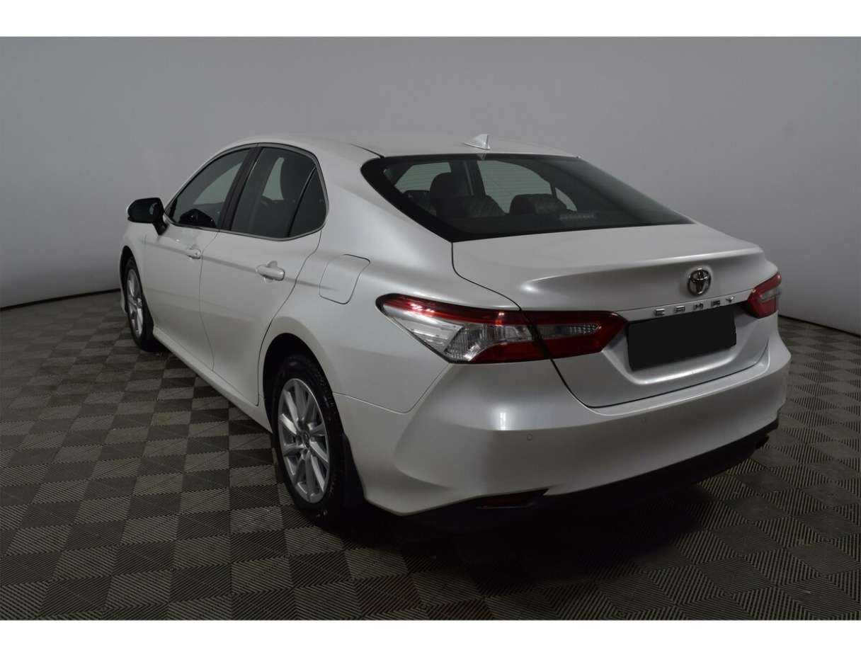 Toyota Camry, 2021 Фото №7