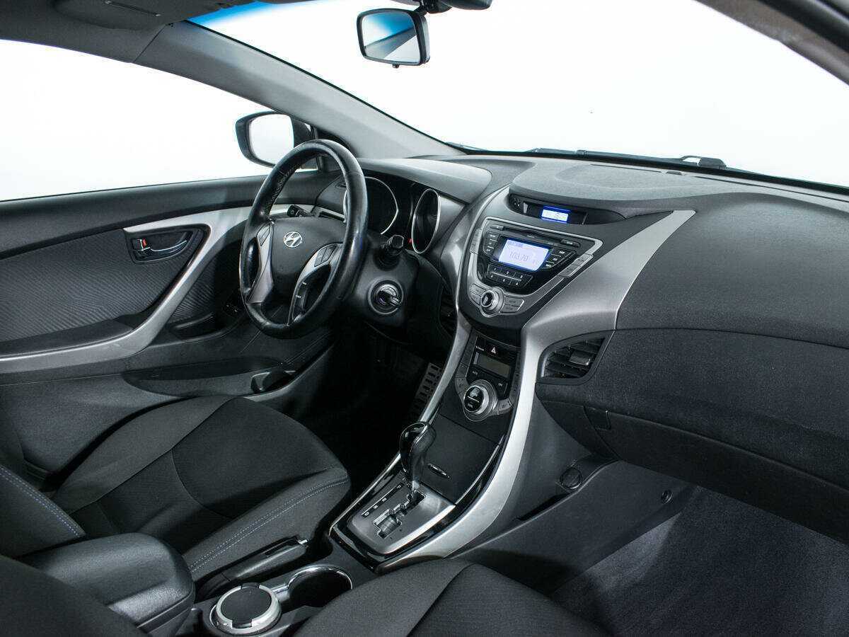 Hyundai Elantra, 2013 Фото №9