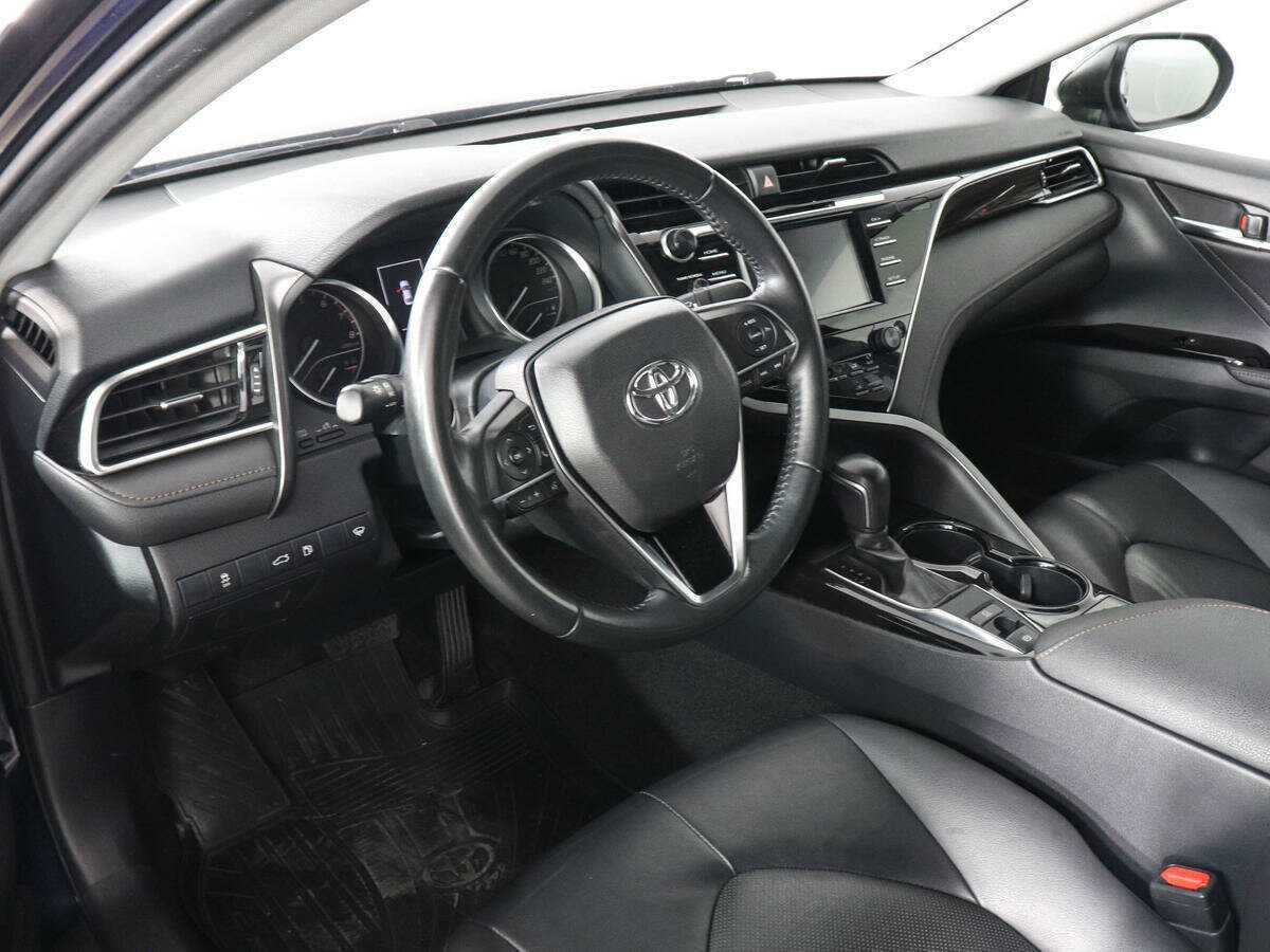 Toyota Camry, 2018 Фото №9