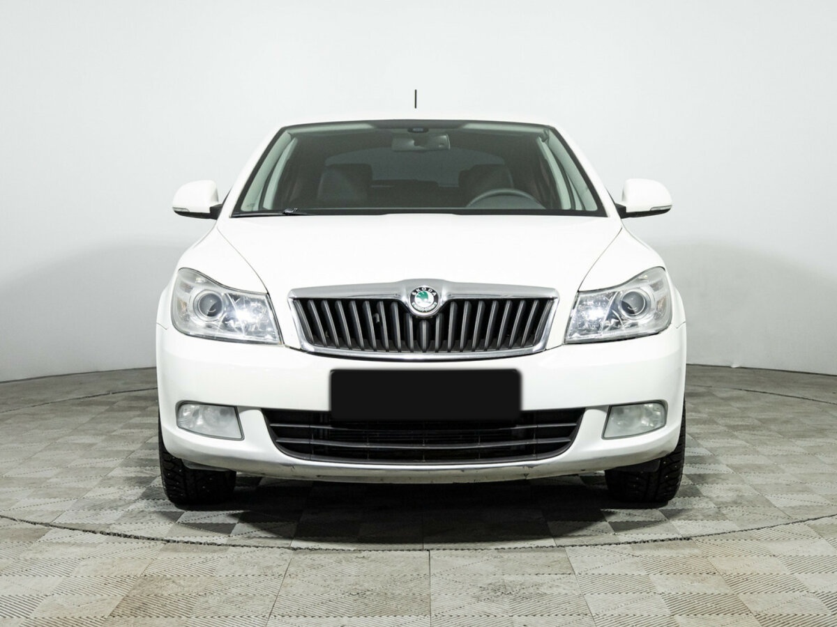 Skoda Octavia II (A5) Рестайлинг, 2012 Фото №2