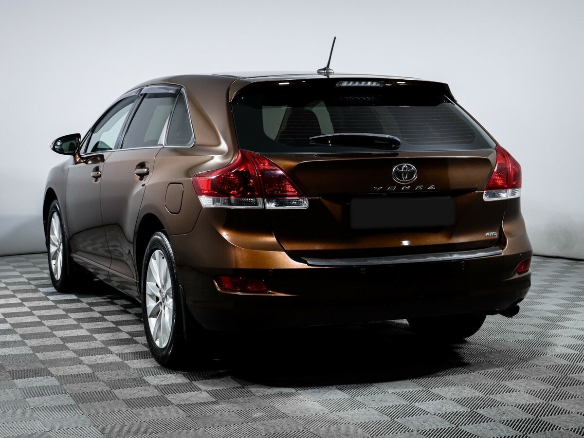 Toyota Venza I Рестайлинг, 2014 Фото №7