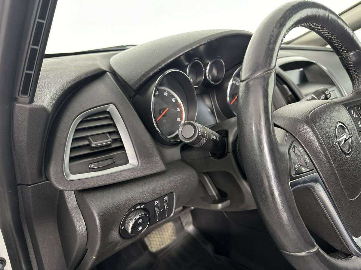 Opel Astra, 2013 Фото №6