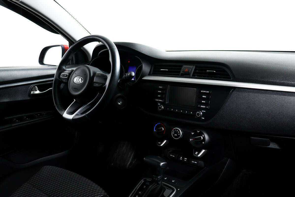 Kia Rio, 2018 Фото №9