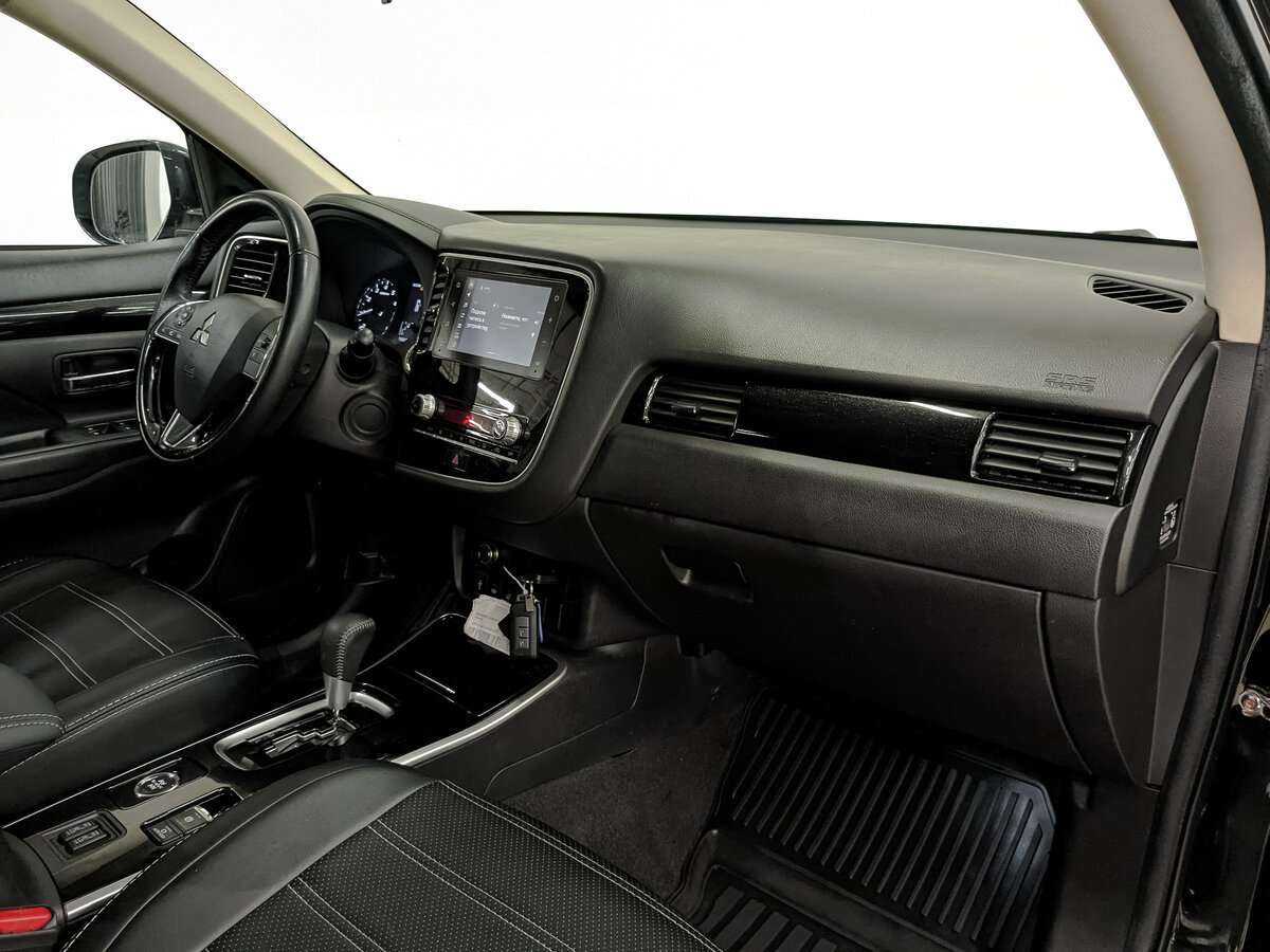 Mitsubishi Outlander, 2020 Фото №9