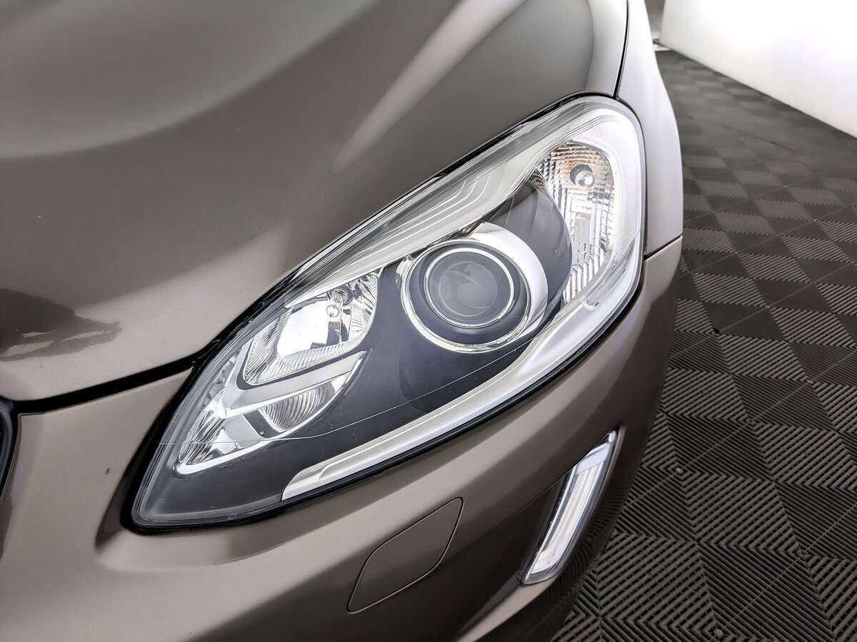 Volvo XC60, 2015 Фото №16