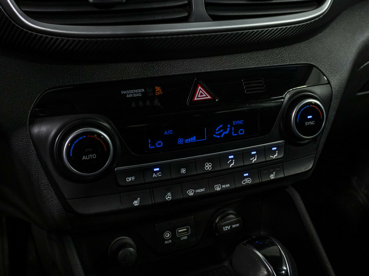 Hyundai Tucson III Рестайлинг, 2019 Фото №13