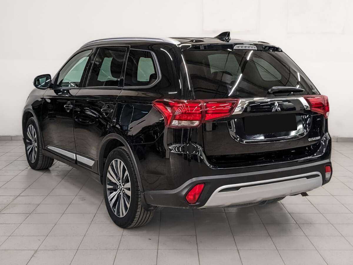 Mitsubishi Outlander, 2020 Фото №7
