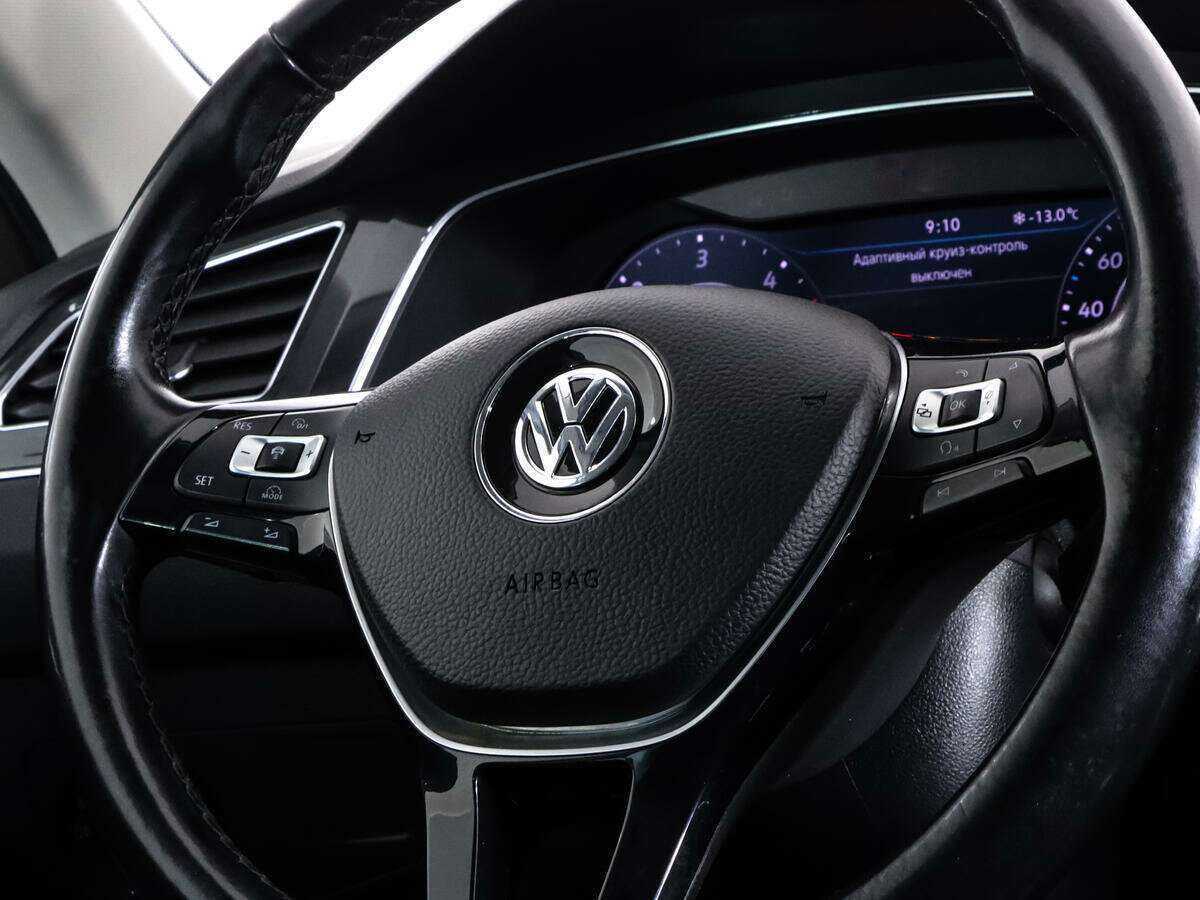 Volkswagen Tiguan, 2018 Фото №11