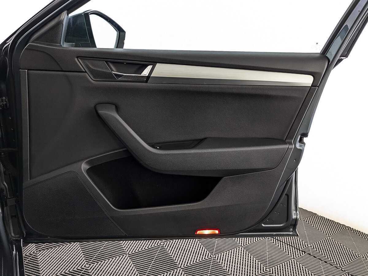 Skoda Superb, 2018 Фото №23