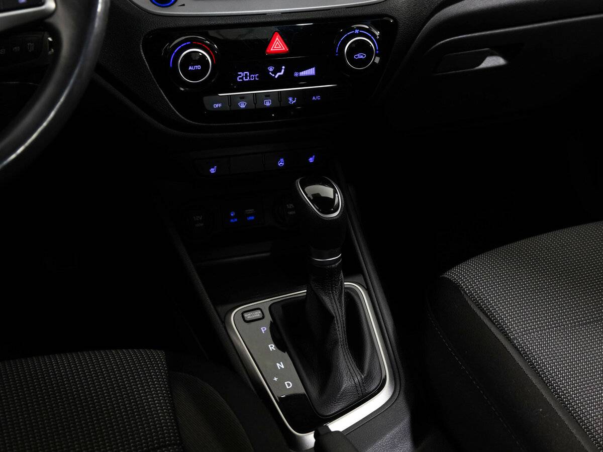 Hyundai Solaris II, 2018 Фото №10