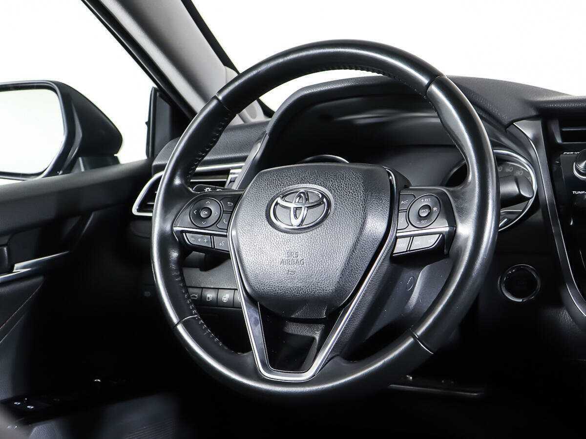 Toyota Camry, 2018 Фото №17